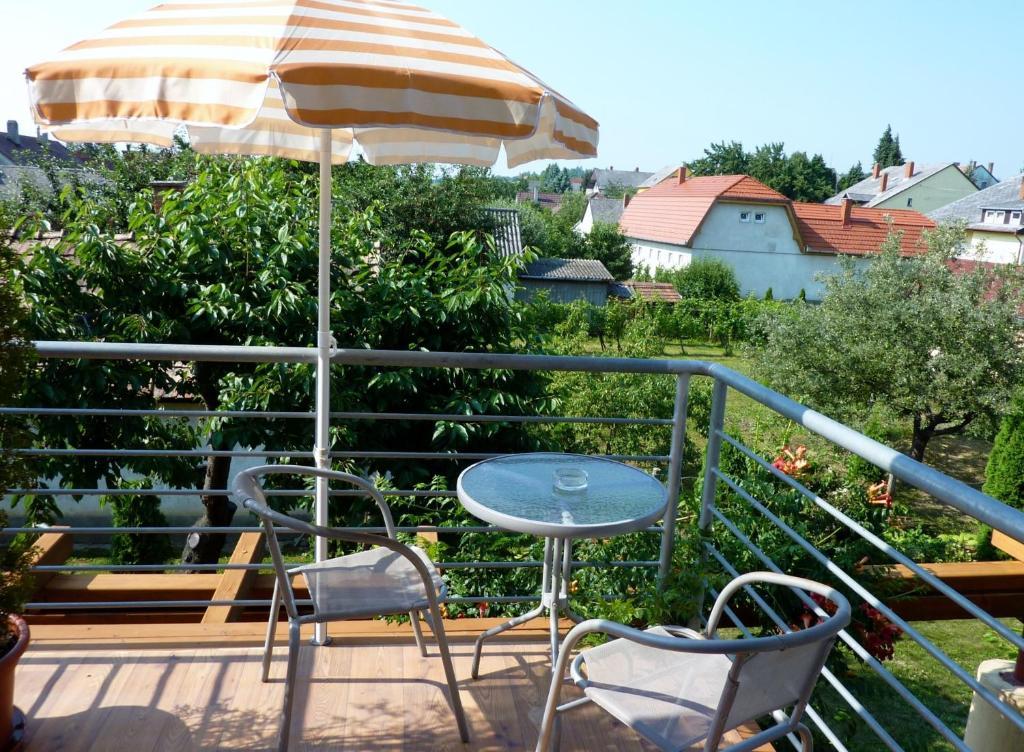 Luca Apartments ซาลาคาโรส ภายนอก รูปภาพ