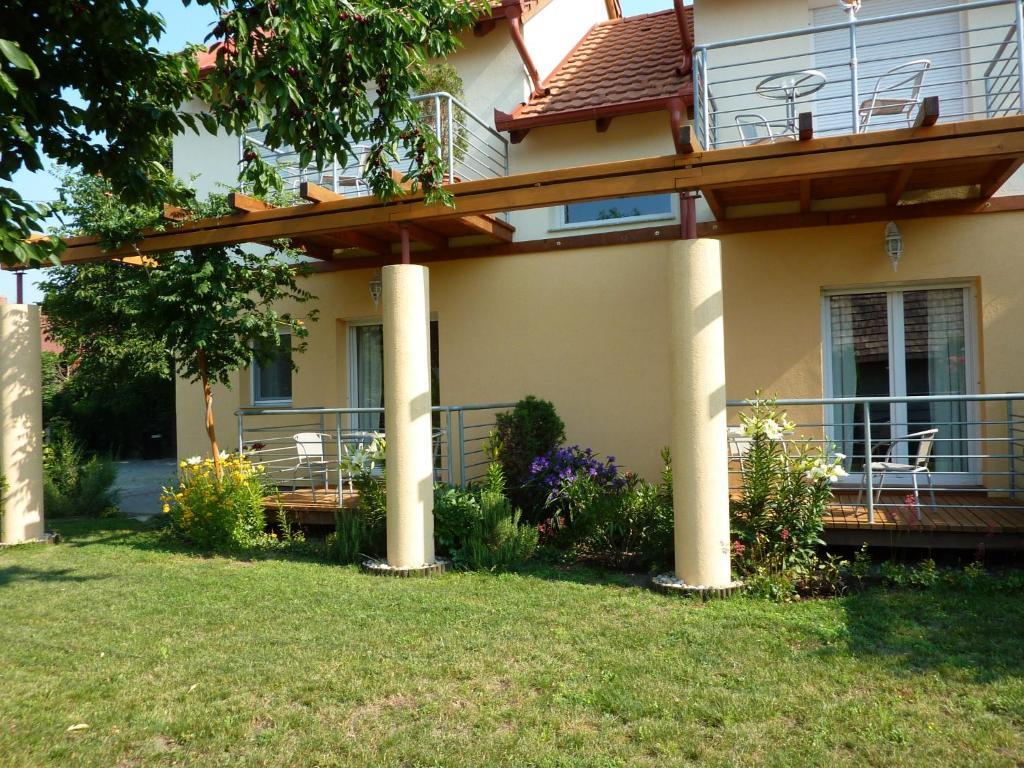 Luca Apartments ซาลาคาโรส ภายนอก รูปภาพ